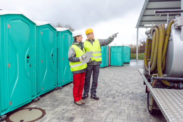 Best Deluxe Portable Toilet Rental  in Oak Trail Shores, TX